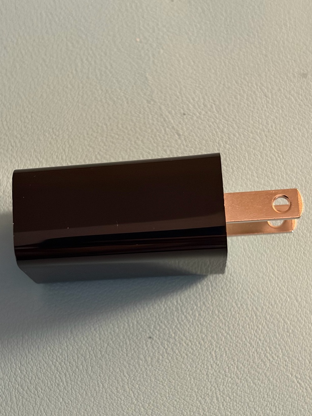 ๐ | USB Wall Mount Adapter - Picture 4 of 6